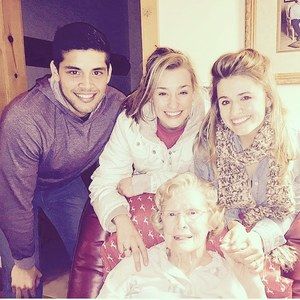 Meet your Posher, Mel